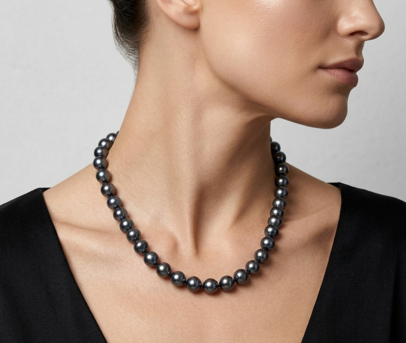 Черный жемчуг: кому идет и с чем его сочетать