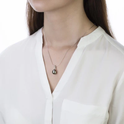 Кулон из серебра с черной морской Таитянской жемчужиной 10-10,5 мм