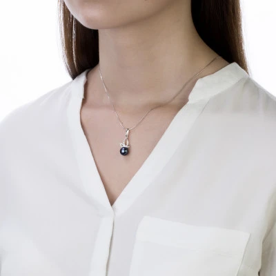 Кулон из серебра с черной речной жемчужиной 7,5-8 мм