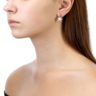 Серьги "Цветок" из серебра c белыми речными жемчужинами 7,5-8 мм