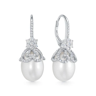 Серьги из серебра с белыми каплевидными жемчужинами 10-10,5 мм