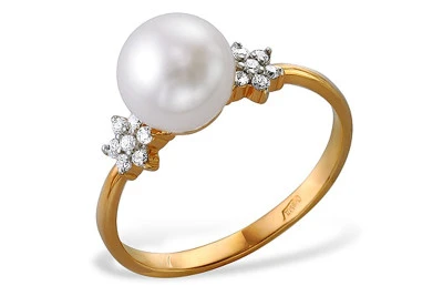 Кольцо из красного золота с белой речной жемчужиной 7-7,5 мм