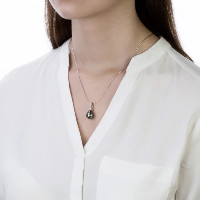 Кулон из серебра с черной морской Таитянской жемчужиной 10-10,5 мм