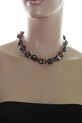 Ожерелье из черного барочного речного жемчуга. Жемчужины 13-19 мм