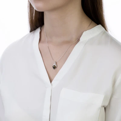 Кулон из серебра с черной речной жемчужиной 7-7,5 мм