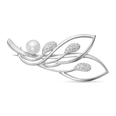 Брошь из серебра с белой речной жемчужиной 7,5-8 мм