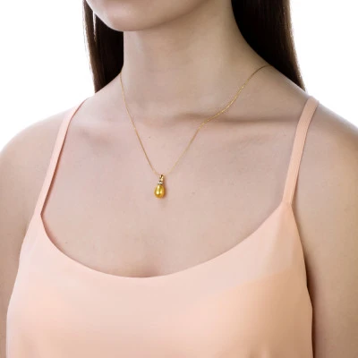 Кулон из серебра с золотистой каплевидной речной жемчужиной 8-8,5 мм