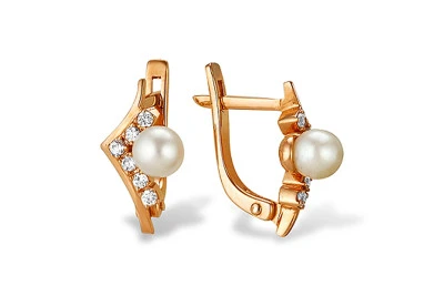 Комплект из красного золота, украшенный белыми речными жемчужинами 7-8,5 мм