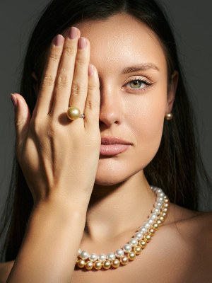 Ожерелье из белого круглого морского жемчуга Акойя (Япония). Жемчужины 9-9,5 мм. Класс АА+