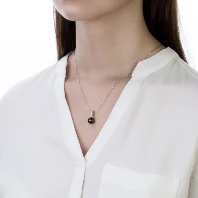 Кулон из серебра с черной речной жемчужиной 8,5-9 мм