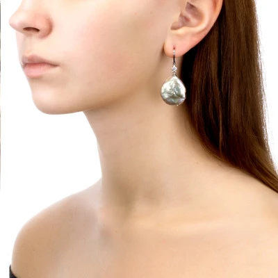 Серьги из серебра с серебристыми жемчужинами "Барокко" 21-27 мм