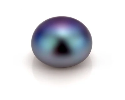 Жемчужина "пуговица" черная пресноводная 8,5-9 мм. Класс высокий