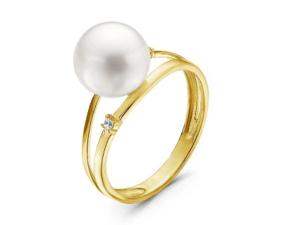 Кольцо из желтого золота с белой морской жемчужиной Акойя 9-9,5 мм