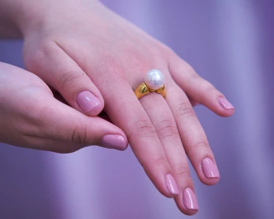 Кольцо из серебра с белой японской речной жемчужиной 12-13 мм