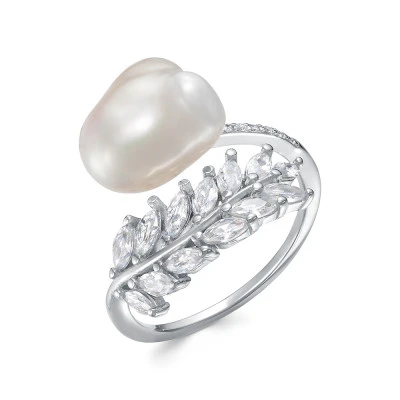 Кольцо из серебра с белой речной жемчужиной "Барокко" 10-11 мм