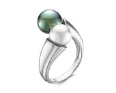 Кольцо из серебра с морской Таитянской и белой речной жемчужинами 7,5-10 мм