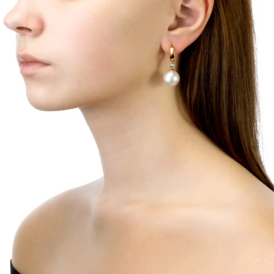 Серьги из желтого золота с белыми морскими Австралийскими жемчужинами 13-13,5 мм