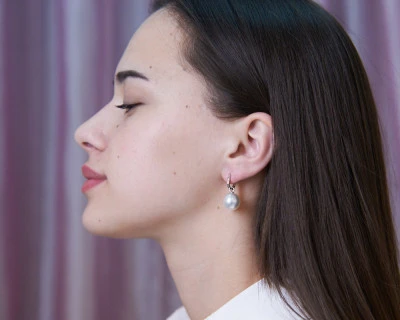 Серьги из белого золота с белыми японскими речными жемчужинами 13-14 мм