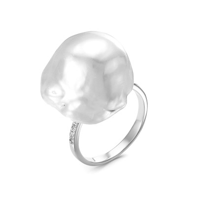 Кольцо из серебра с белой речной жемчужиной "Барокко" 19-20 мм