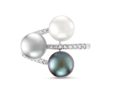 Кольцо "Три настроения" из белого золота с морскими жемчужинами Акойя 7,5-8 мм