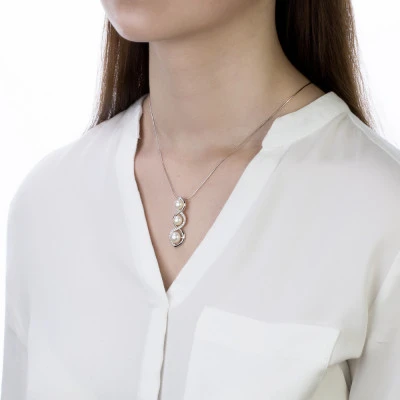 Кулон из серебра с белыми речными жемчужинами 6-8 мм