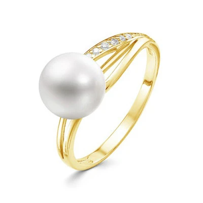 Кольцо из желтого золота с белой речной жемчужиной 7,5-8 мм