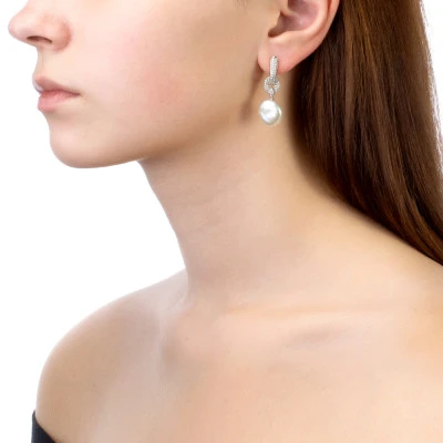 Серьги из серебра c белыми речными жемчужинами "Барокко" 13 мм