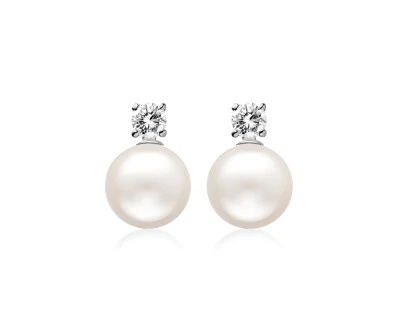 Серьги-гвоздики из серебра с белым речным жемчугом. Жемчужины размером 8,5-9 мм