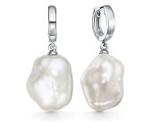 Серьги из белого золота с белыми японскими жемчужинами "Барокко" 16-20 мм