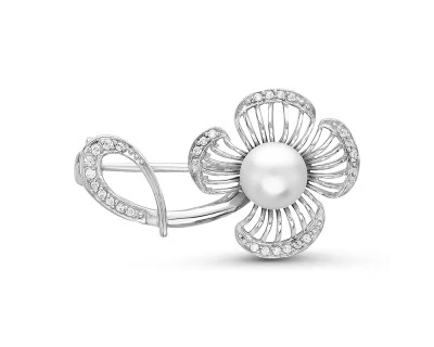 Брошь "Цветок" из серебра с белой речной жемчужиной 7,5-8 мм