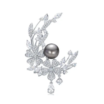Брошь из сплава с черной Таитянской жемчужиной 11-11,5 мм
